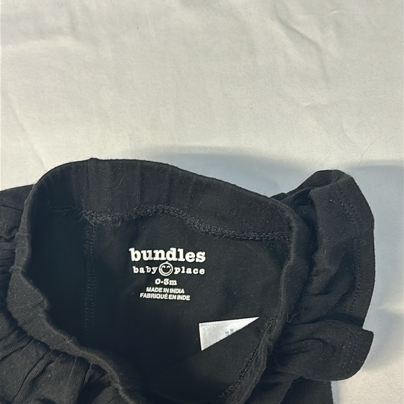 Bundles - 2 piece newborn baby outfit. Size 0-3 months - Picture 6 of 6